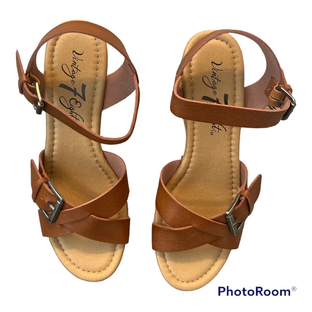 Size 8 Cognac sandals